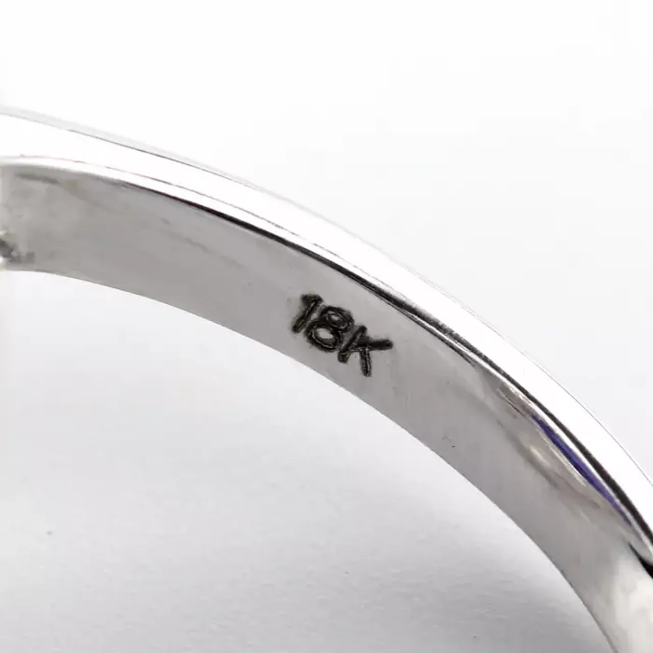 Ring in 18k white gold, tanzanite and diamonds, 20th century 2