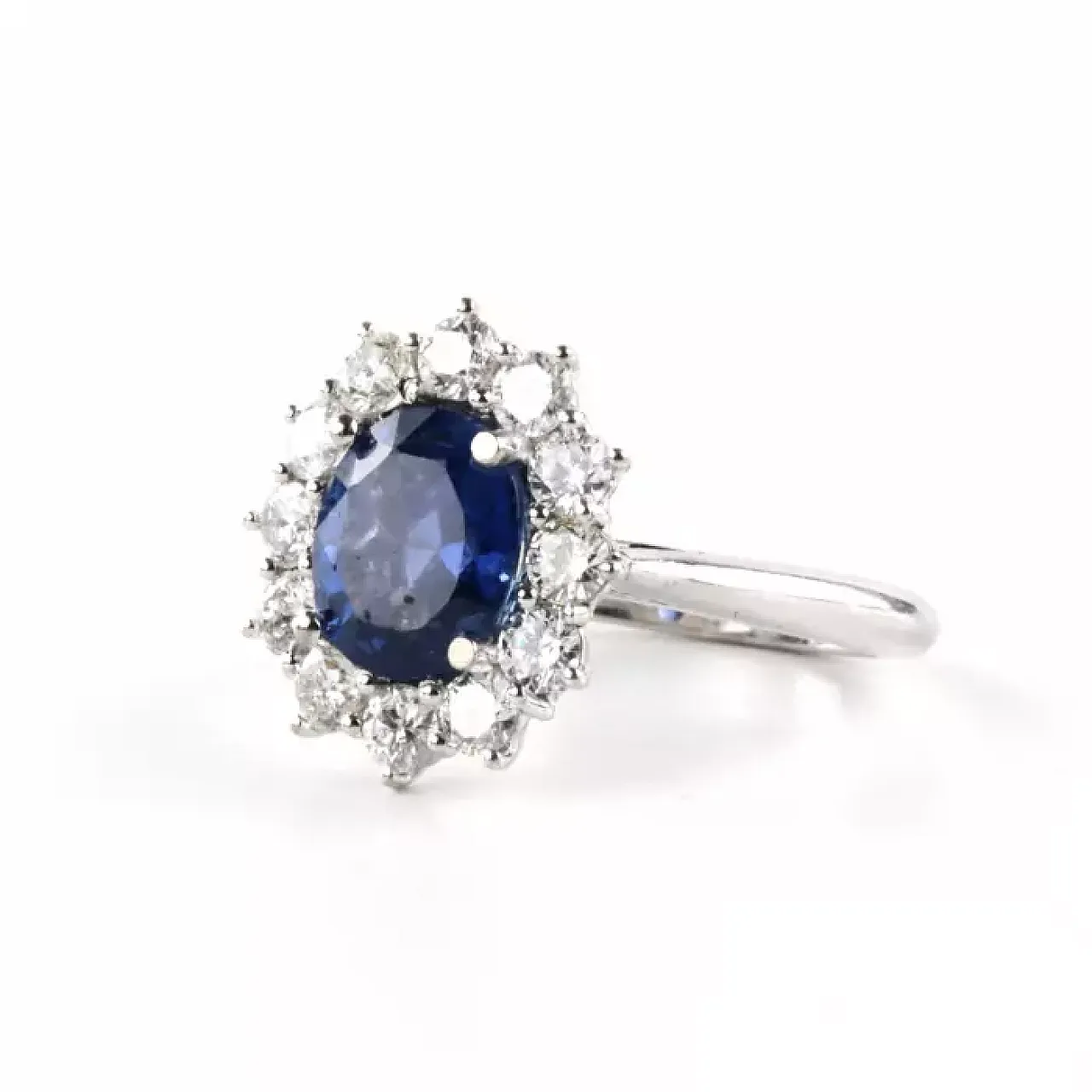 Gold ring of classic design, 20th century 8