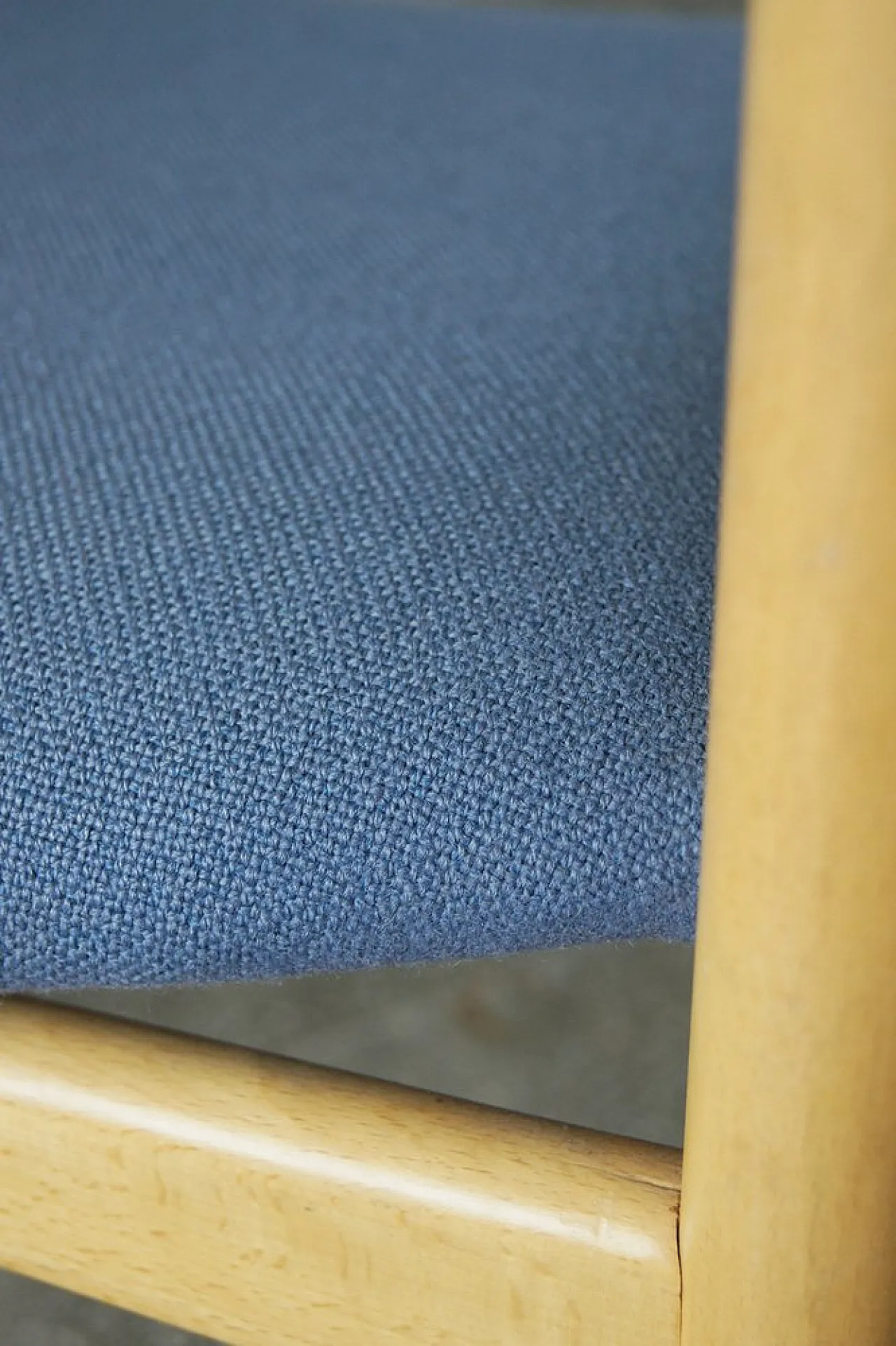 CH52 armchair by Hans J. Wegner for Carl Hansen & Son, 1960s 9