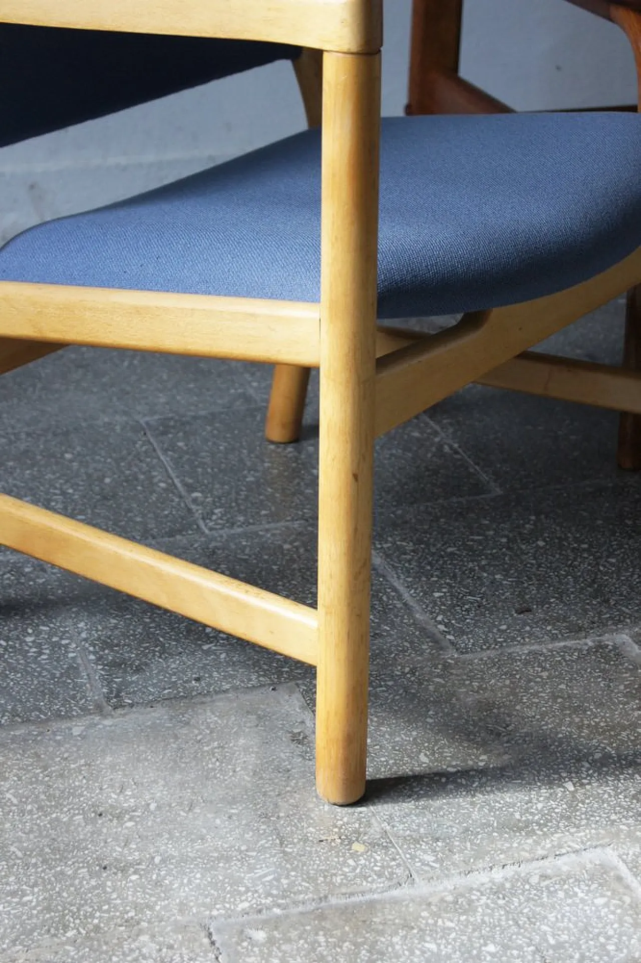 CH52 armchair by Hans J. Wegner for Carl Hansen & Son, 1960s 10