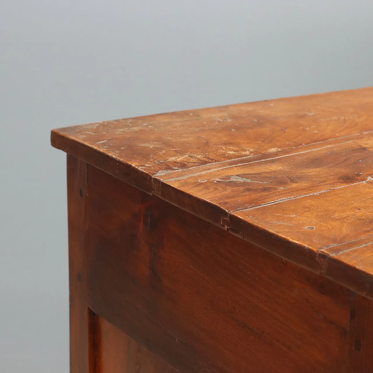 Baroque walnut sideboard, 19th century 4