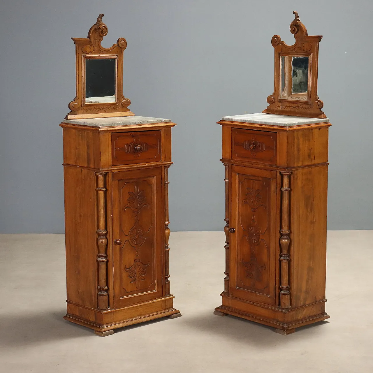 Pair of walnut bedside tables, 19th century 1