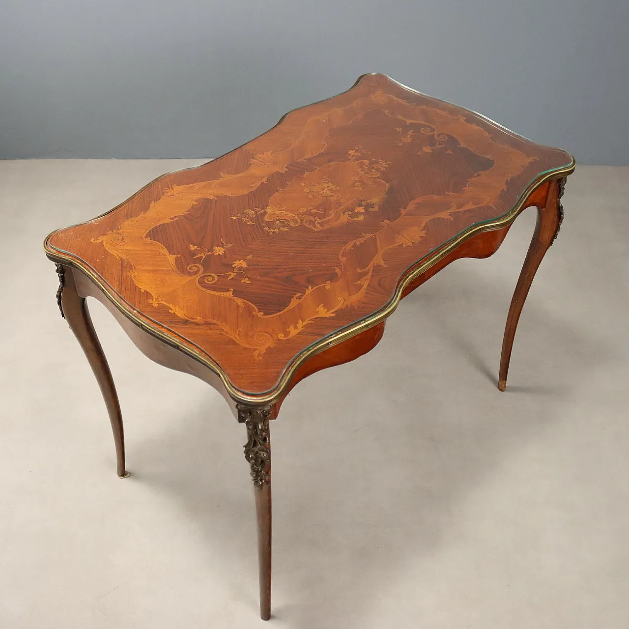 Inlaid center table, 20th century 7