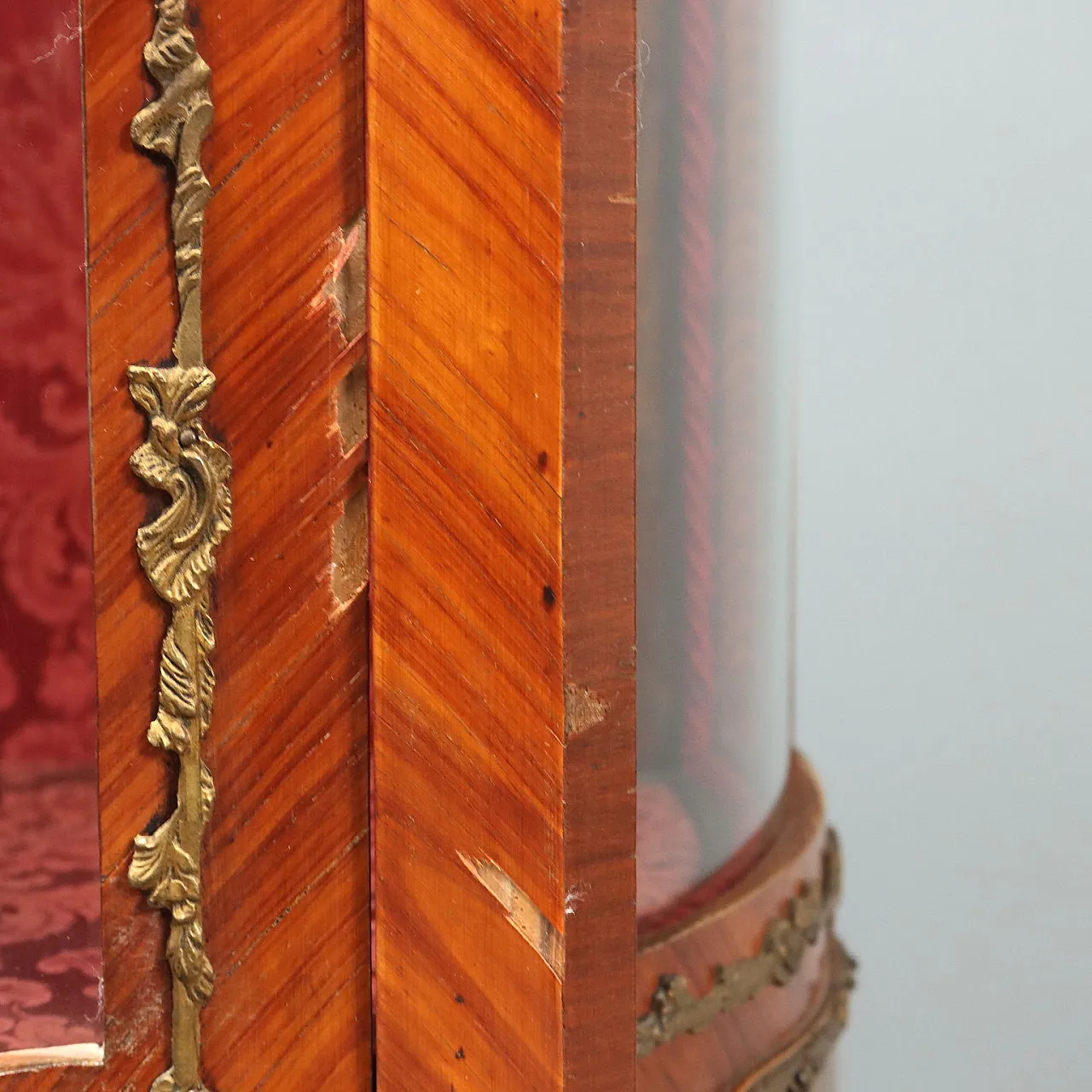 Vetrina in stile Barocchetto in Bois de Rose, '900 10