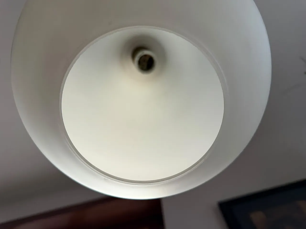 Lampadario in vetro opalino a goccia, anni '50 4