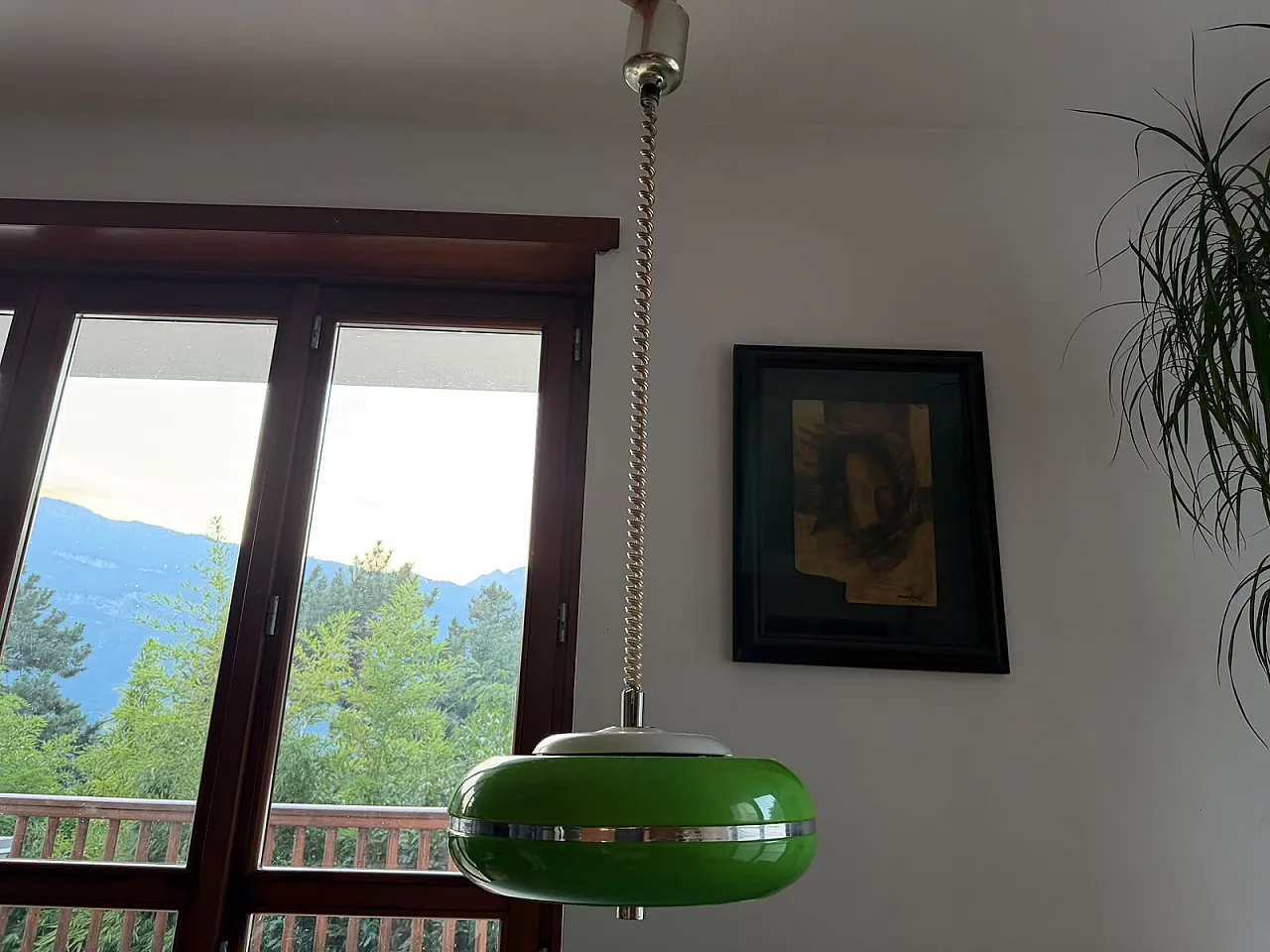 Lampadario  in acrilico verde e cromo, stile Space Age, anni '70 4