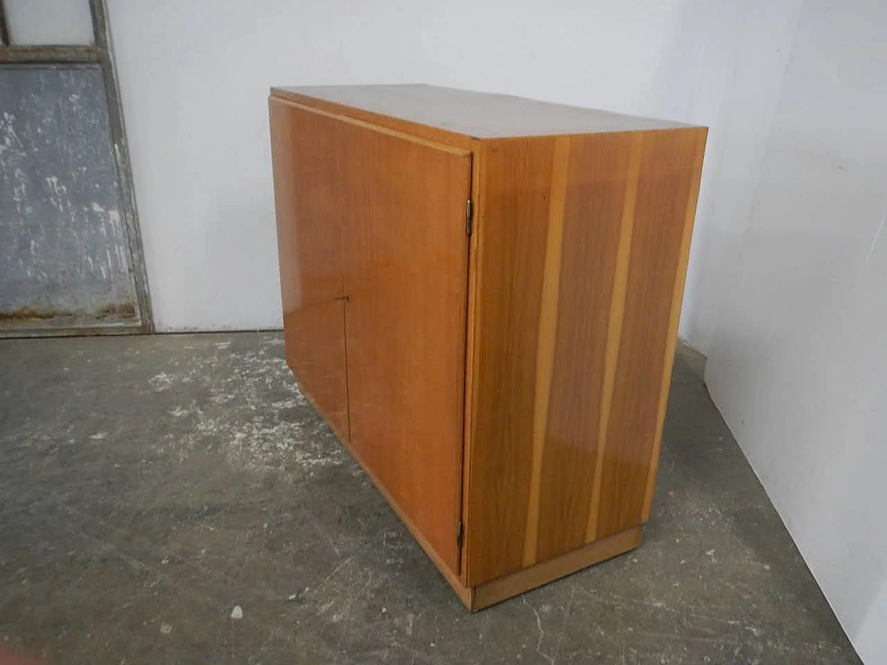 Chemistry lab filing cabinet from the 1970s 8