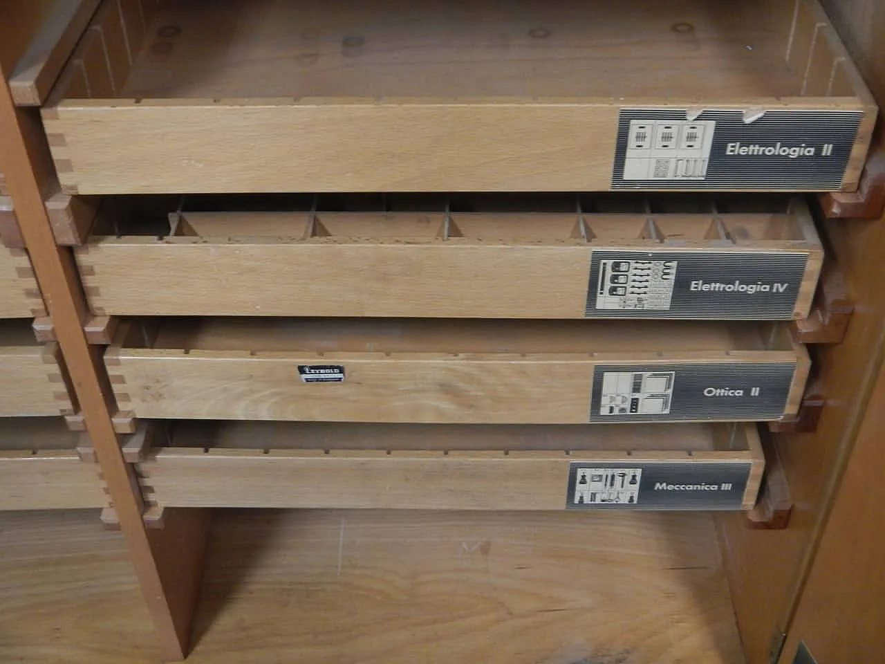 Chemistry lab filing cabinet from the 1970s 7
