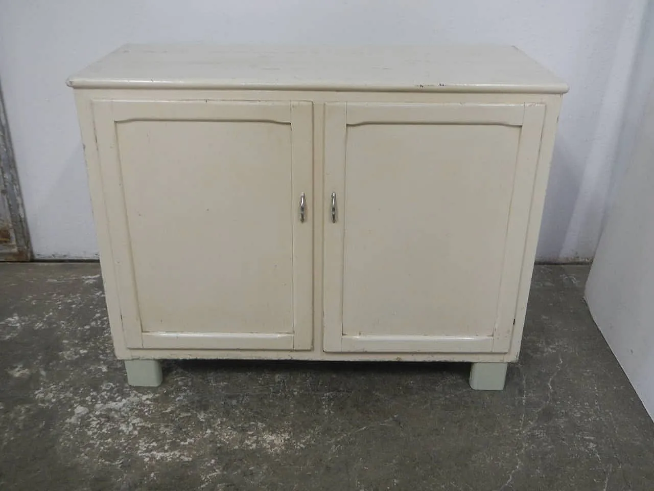 1970s fir sideboard 1