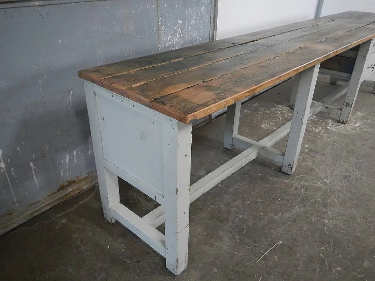 Counter with 50s chest of drawers 7