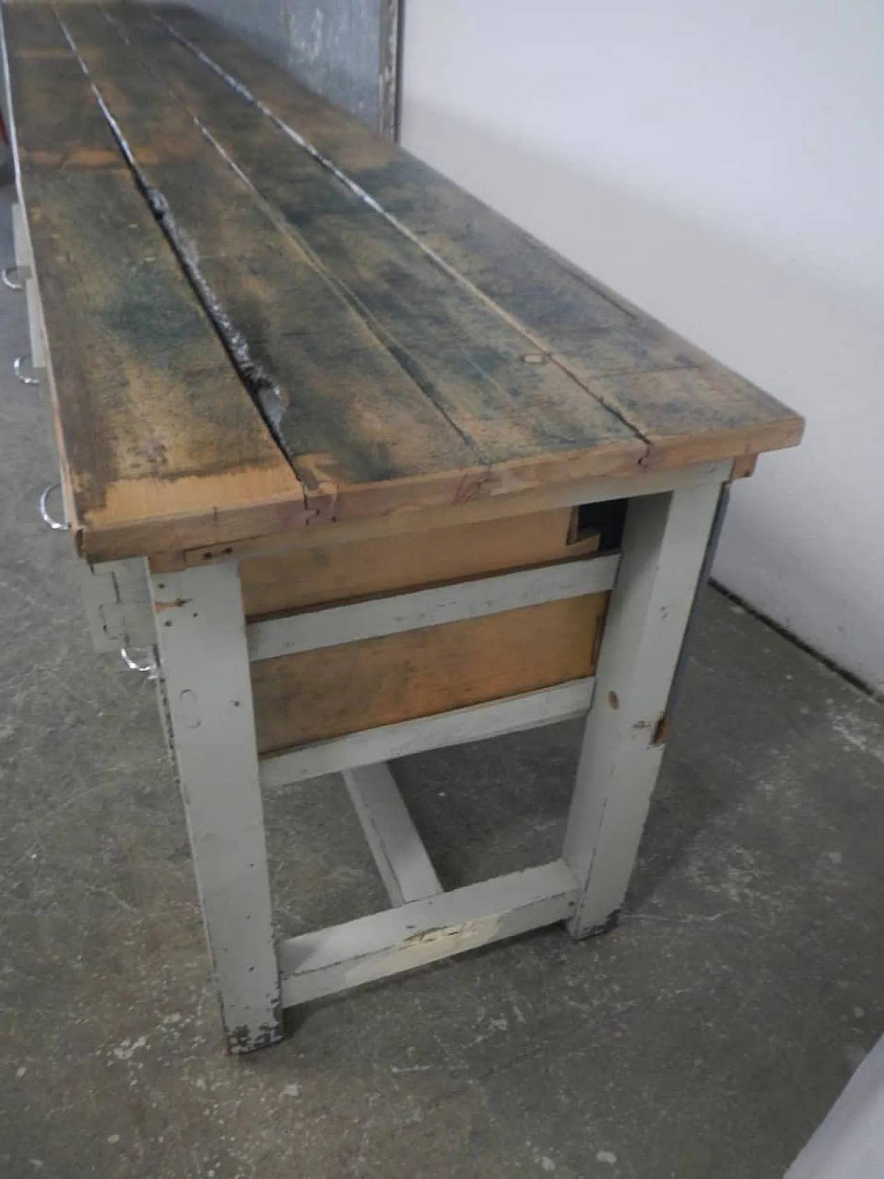 Counter with 50s chest of drawers 8
