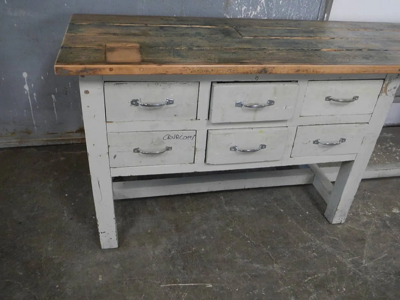 Counter with 50s chest of drawers 4