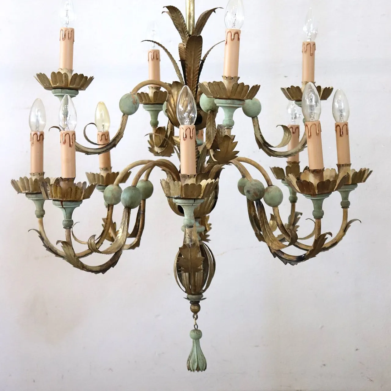 Lacquered wood and iron chandelier, 12 lights, early 1900s 4