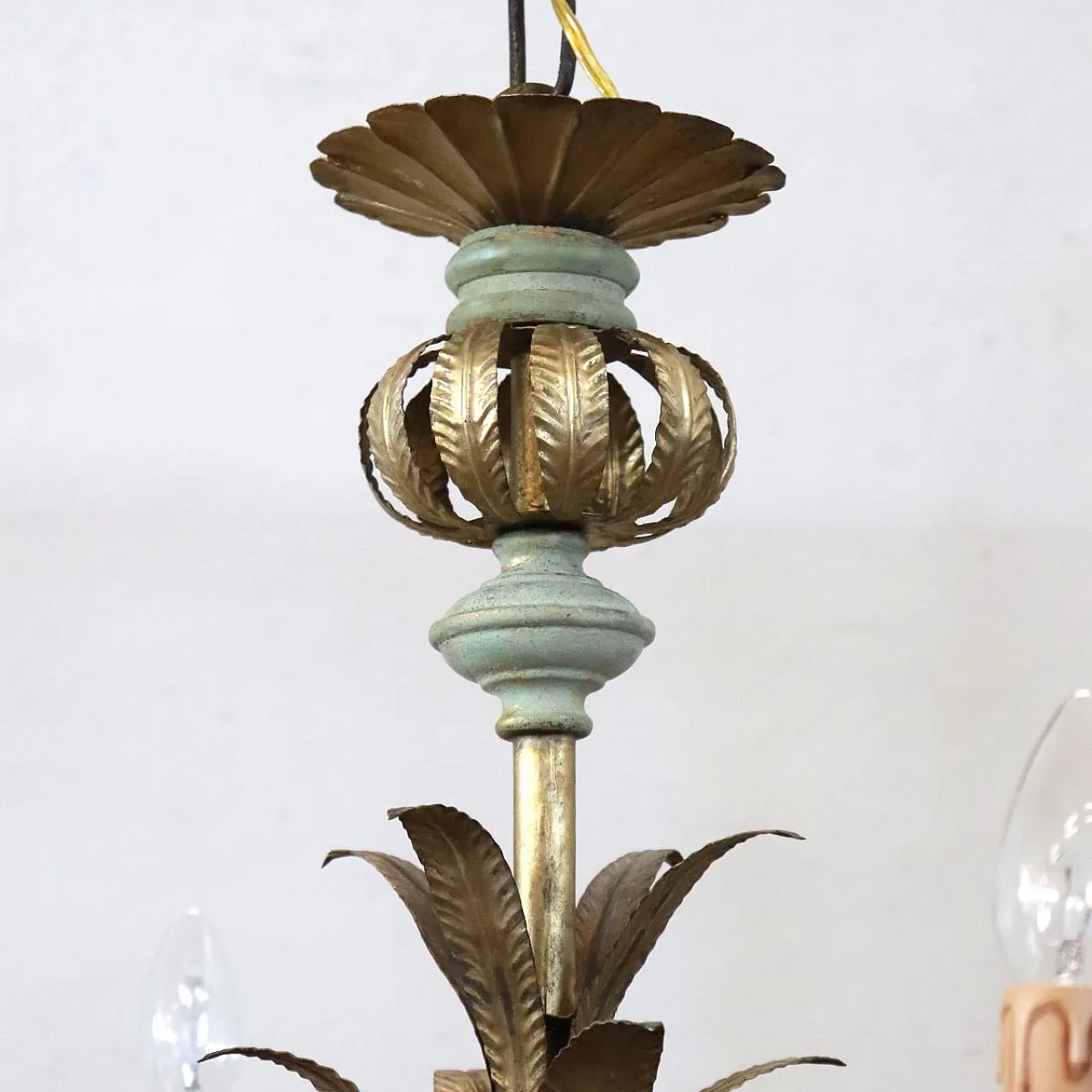 Lacquered wood and iron chandelier, 12 lights, early 1900s 5