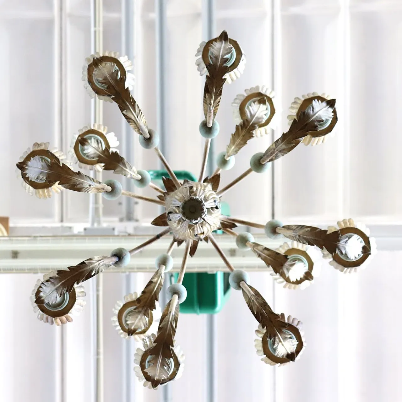 Lacquered wood and iron chandelier, 12 lights, early 1900s 12