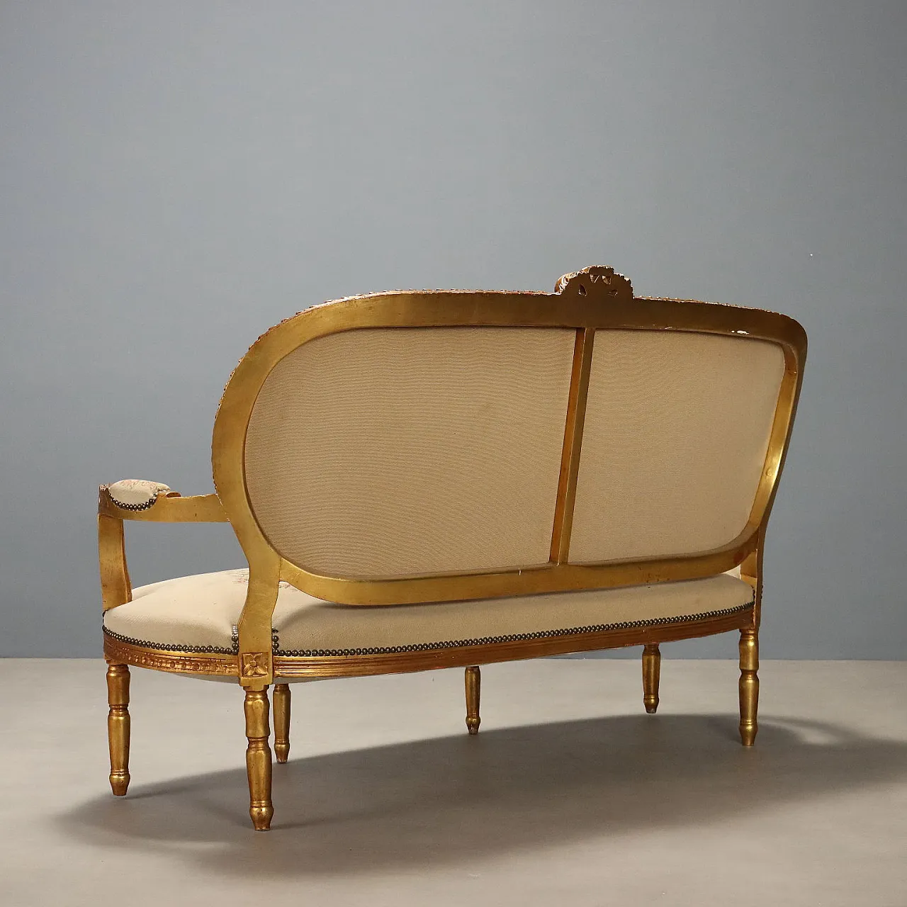 Neoclassical style sofa in gilded wood, early 20th century 9