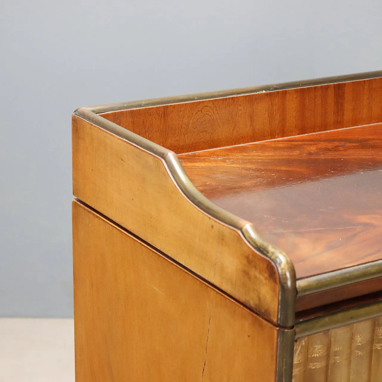 Mahogany bar cabinet with faux book doors, 20th century 4