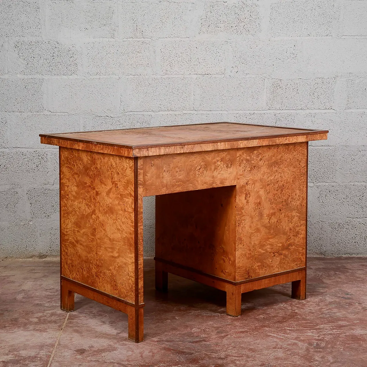 Art Deco walnut burl desk, 1930s 7