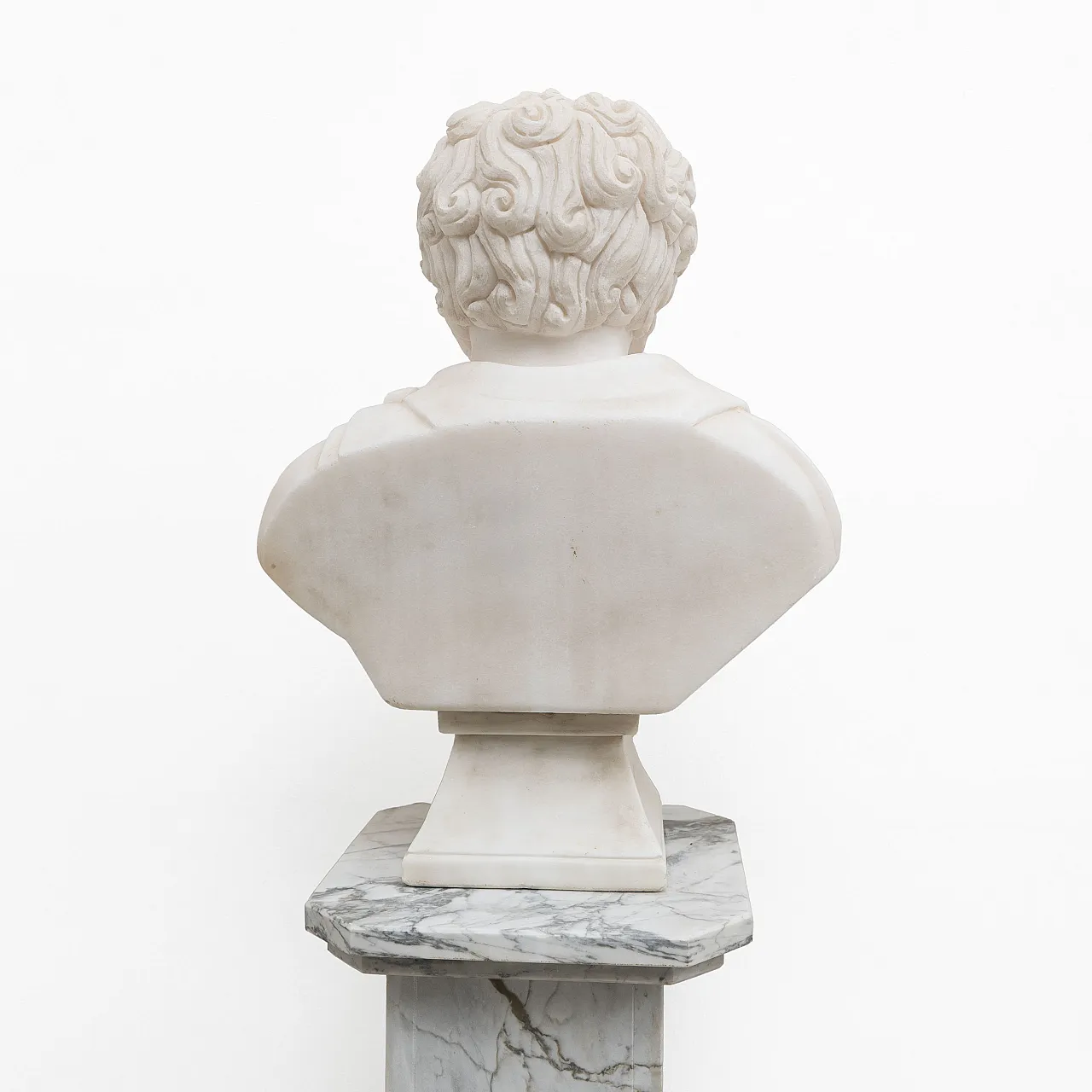 White marble bust of a Roman emperor, 20th century 8