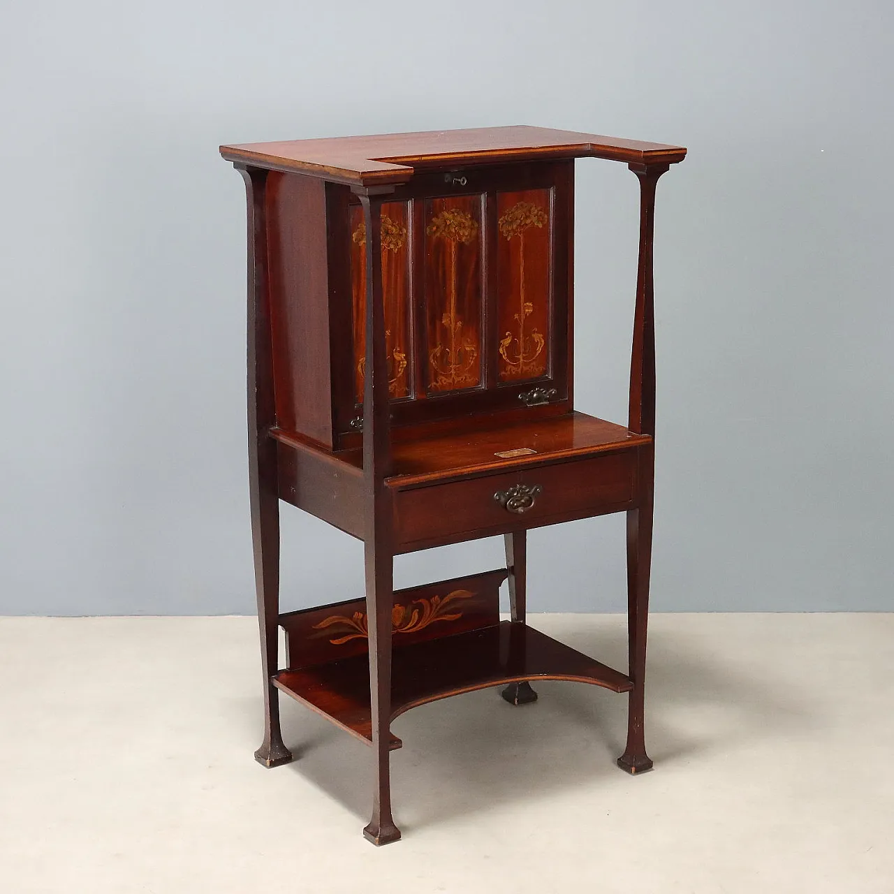 Arts and crafts mahogany and maple writing desk, 19th century 1