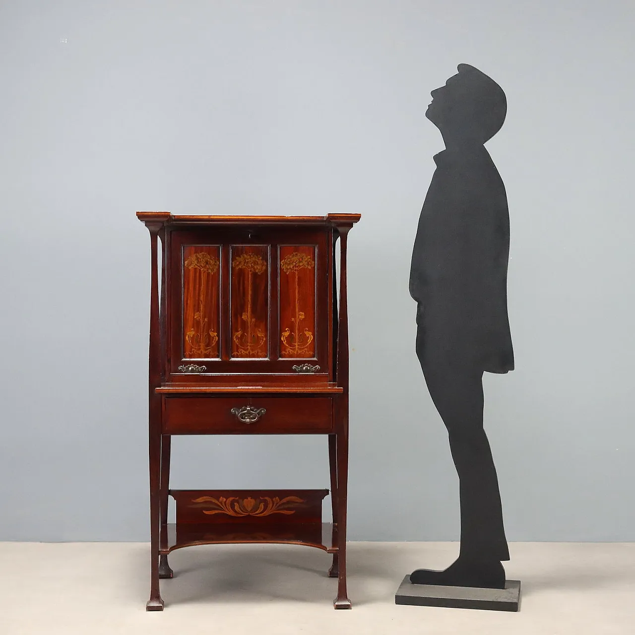 Arts and crafts mahogany and maple writing desk, 19th century 2