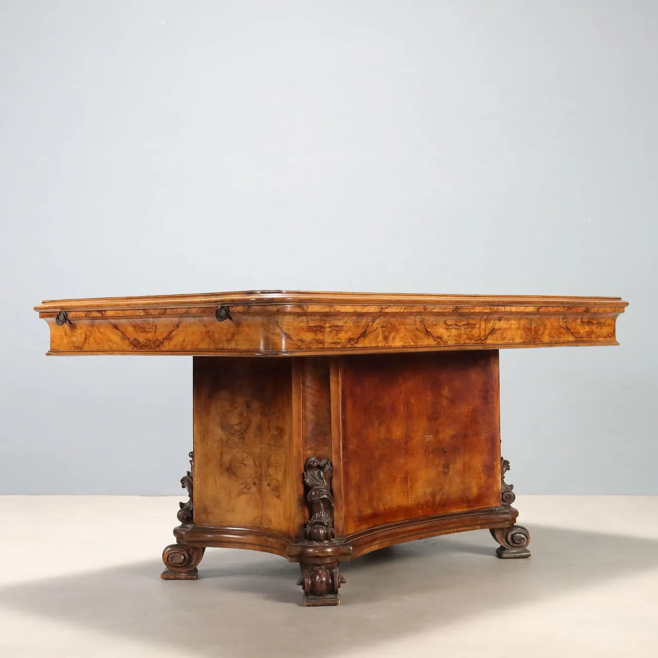 Art Deco table in walnut and walnut burl, 20th century 10