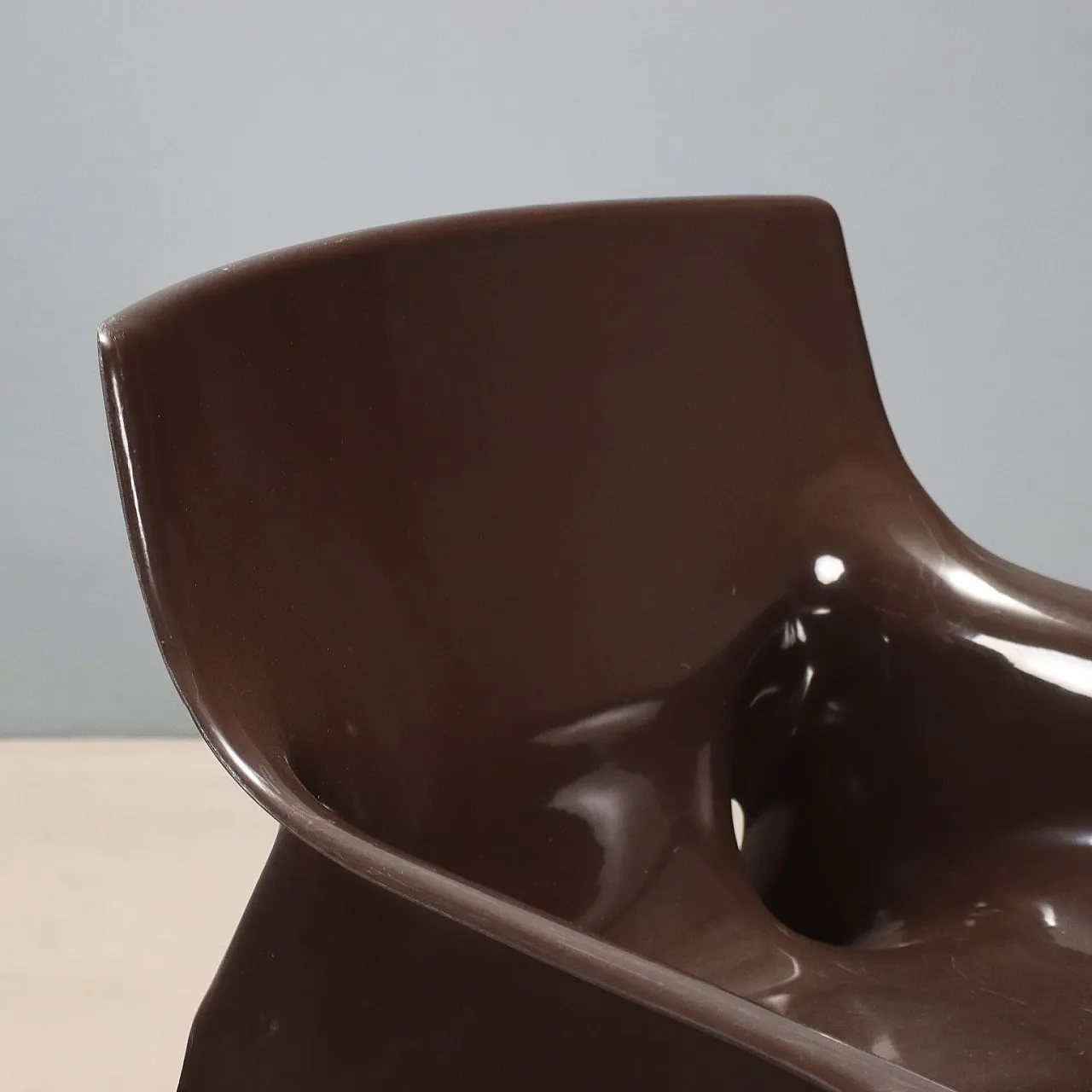 Vicario armchair by Vico Magistretti for Artemide, 20th century 4
