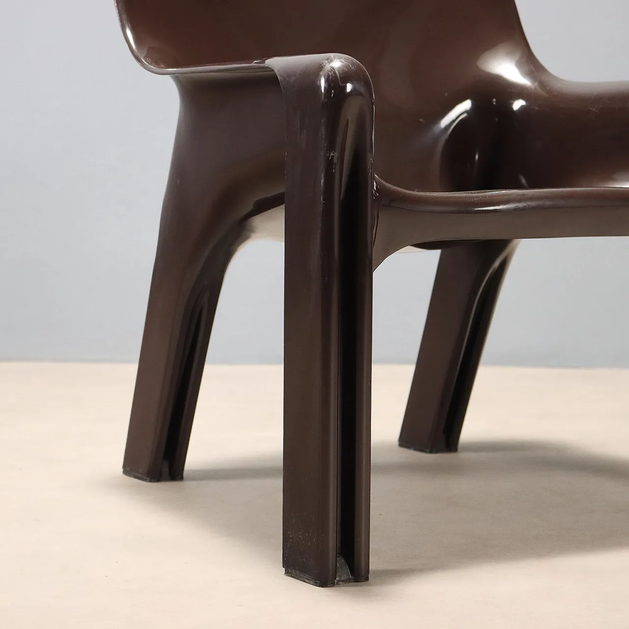 Vicario armchair by Vico Magistretti for Artemide, 20th century 8