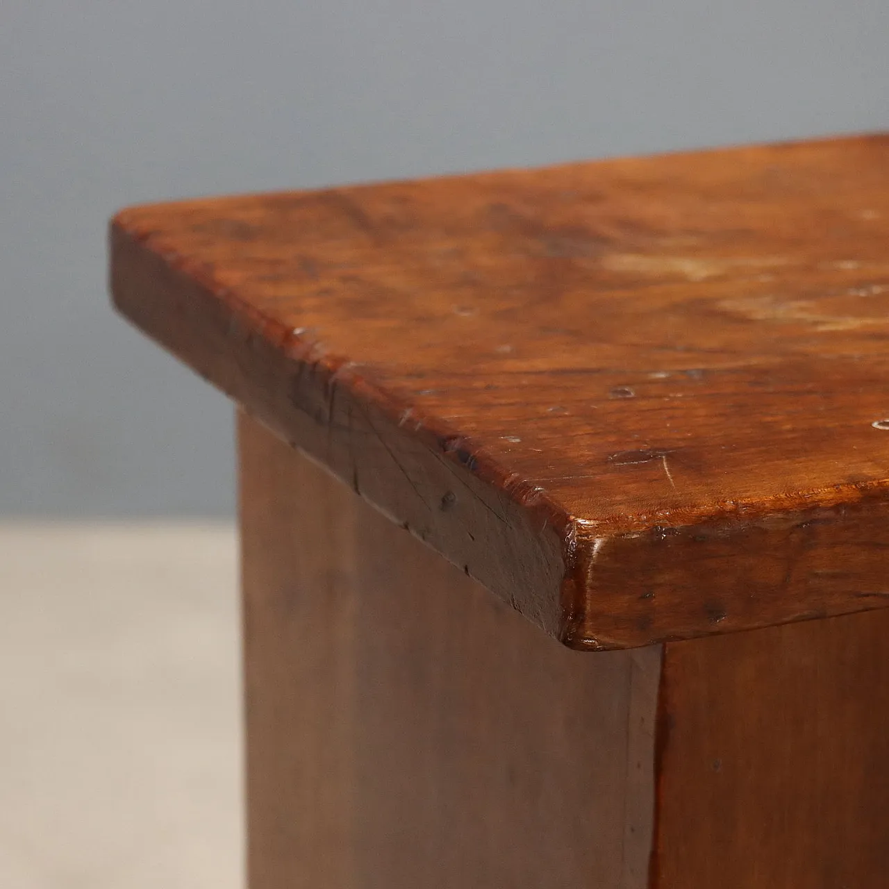 Credenzino in noce con legni antichi, '900 4