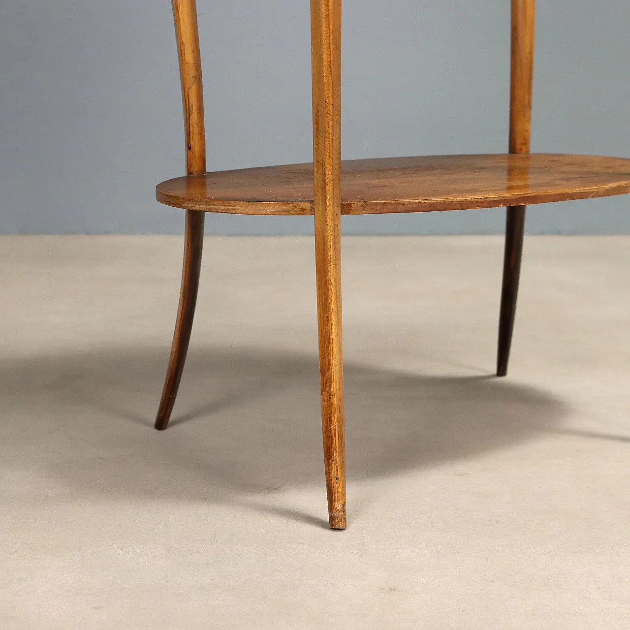 Walnut center table, 20th century 6