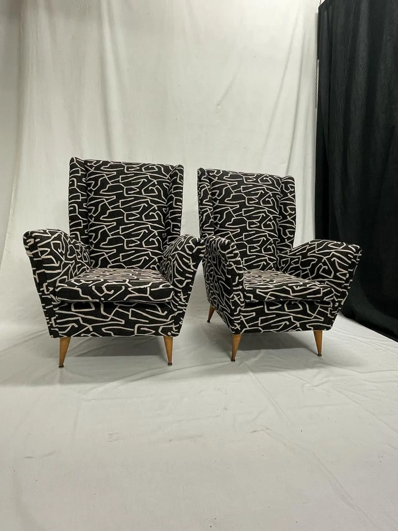 Pair of armchairs, Giò Ponti model, 1950s 1