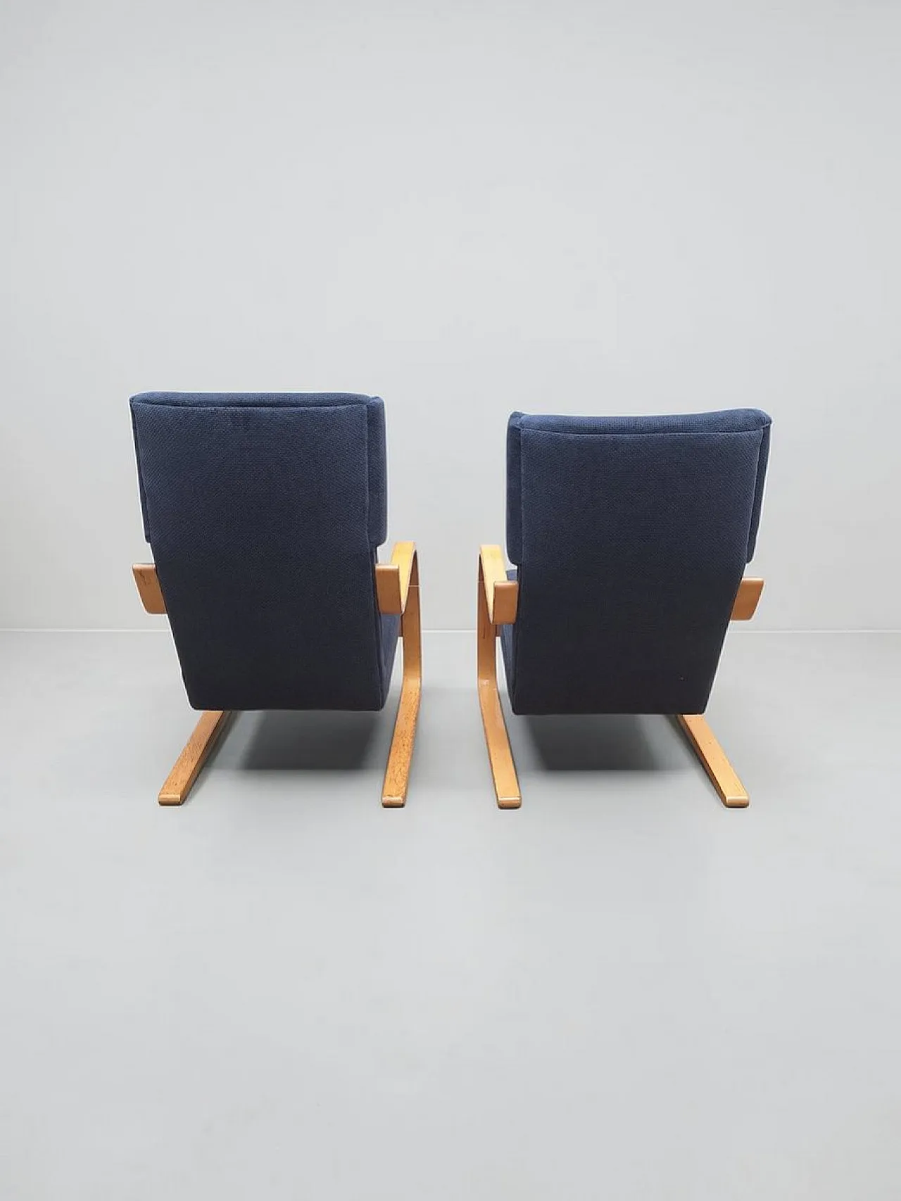 Coppa di poltrone nr. 36/401 di Alvar Aalto per Artek, anni '70 4