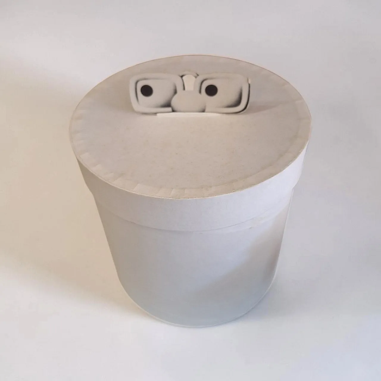 Scultura in gesso nello stile di Armando Testa per Philco, anni '90 3