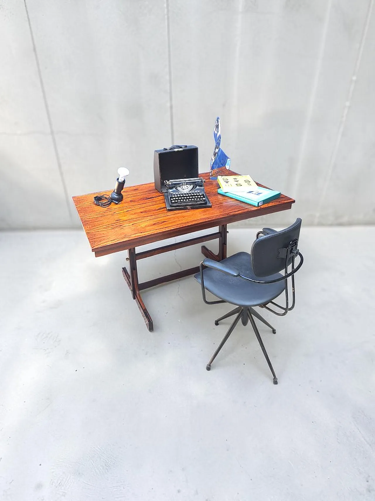 FP table by Guido Faleschini for Figli di Antonio Proserpio, 1960s 7