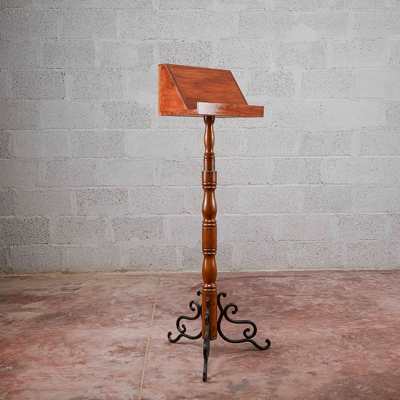 Wooden floor lectern, 20th century 3