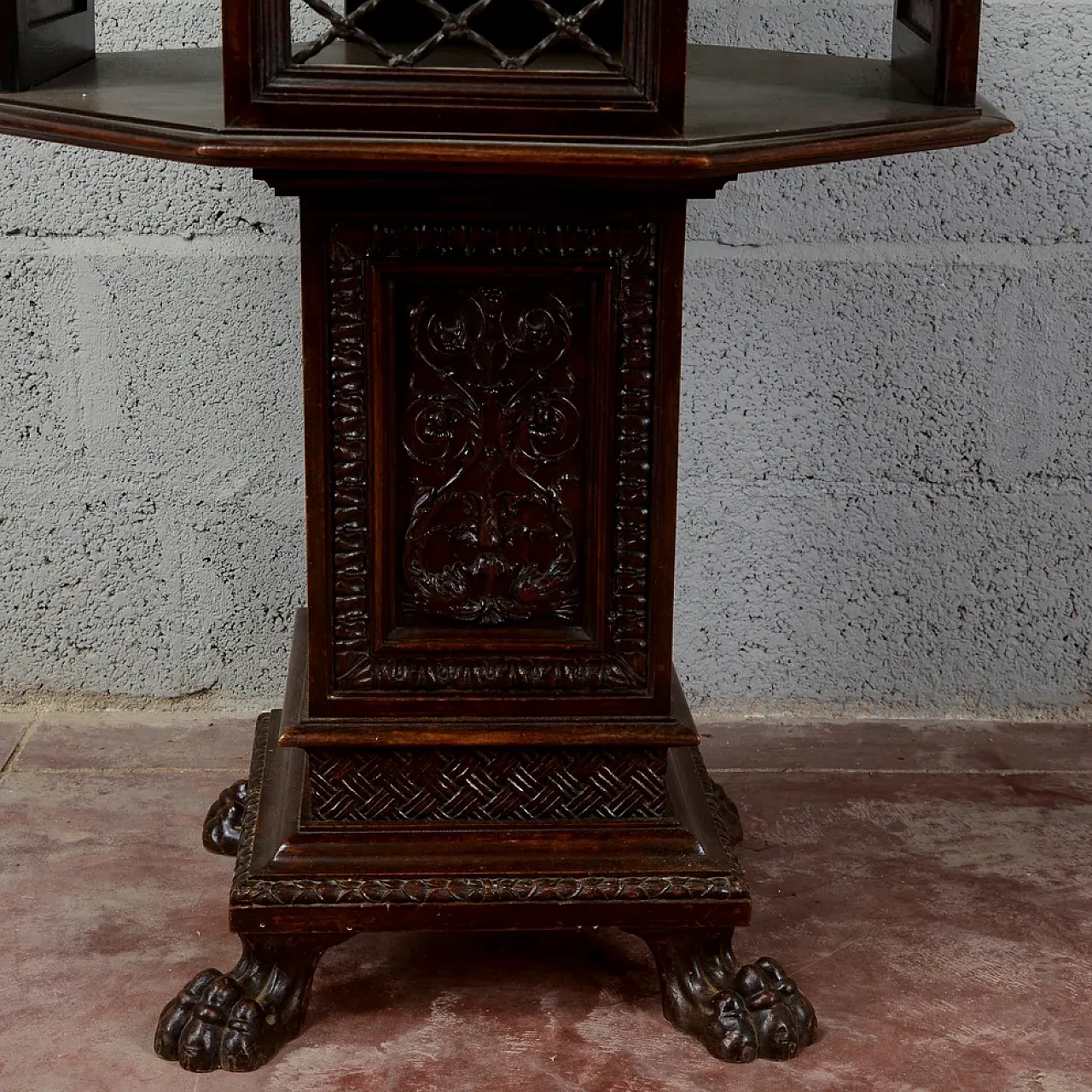 Maggini rotating coffee table with removable glass top, 19th century 11