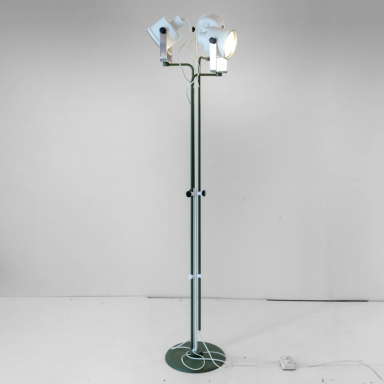 Adjustable floor lamp, Brusasco & G. Torretta for Luci Milano 4
