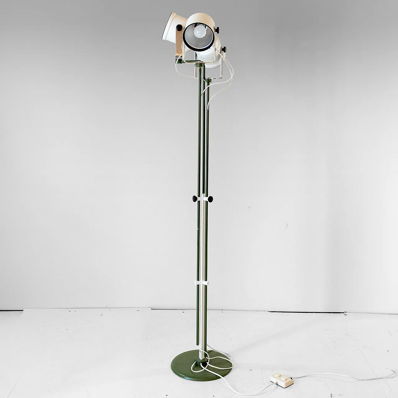 Adjustable floor lamp, Brusasco & G. Torretta for Luci Milano 7