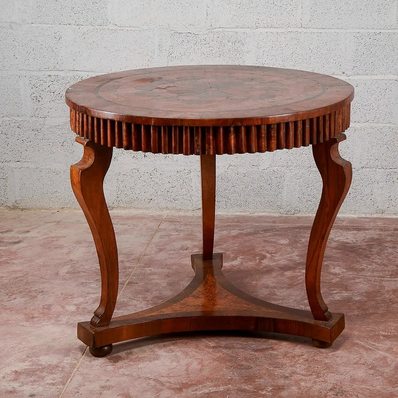 Round inlaid wooden table, 19th century 1
