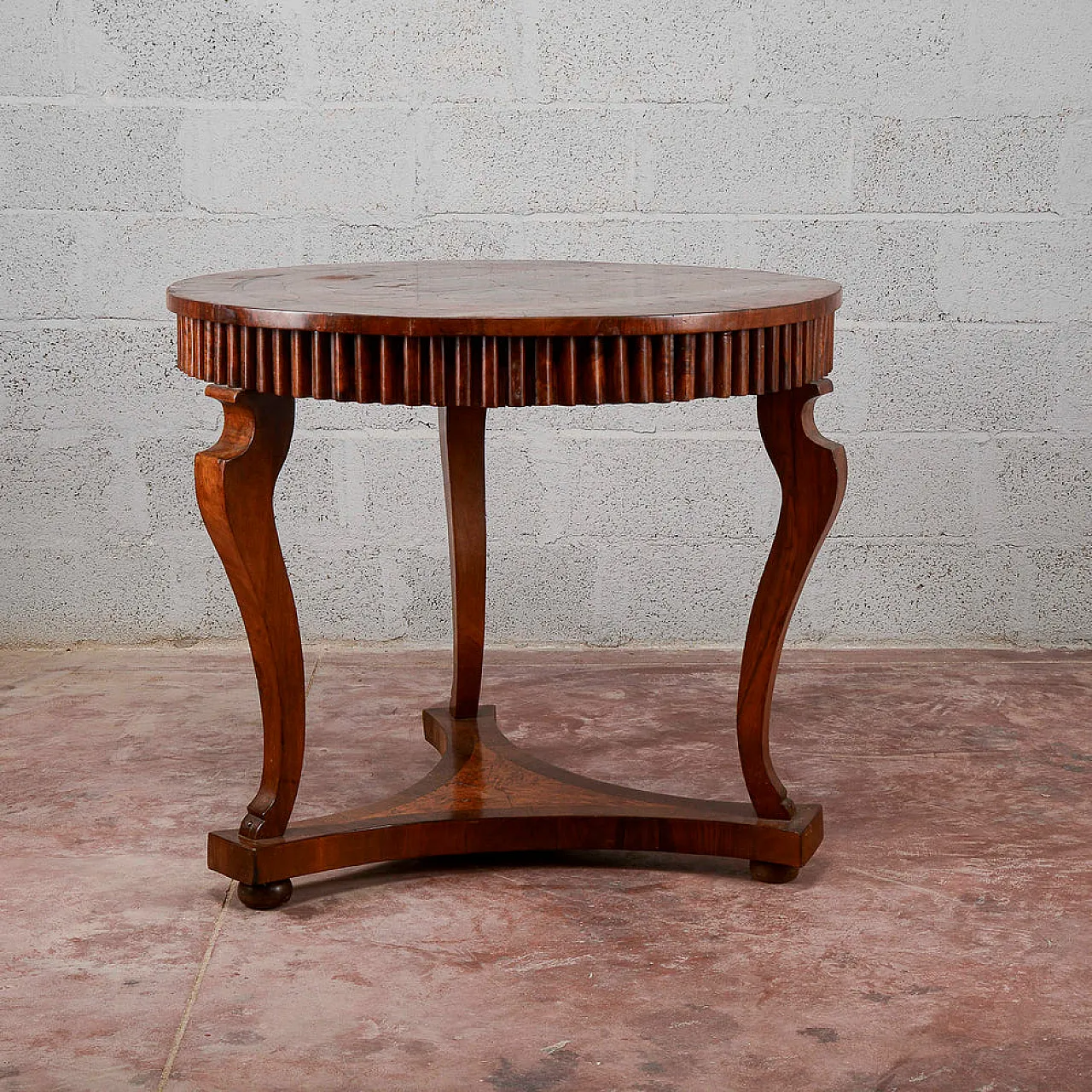 Round inlaid wooden table, 19th century 3