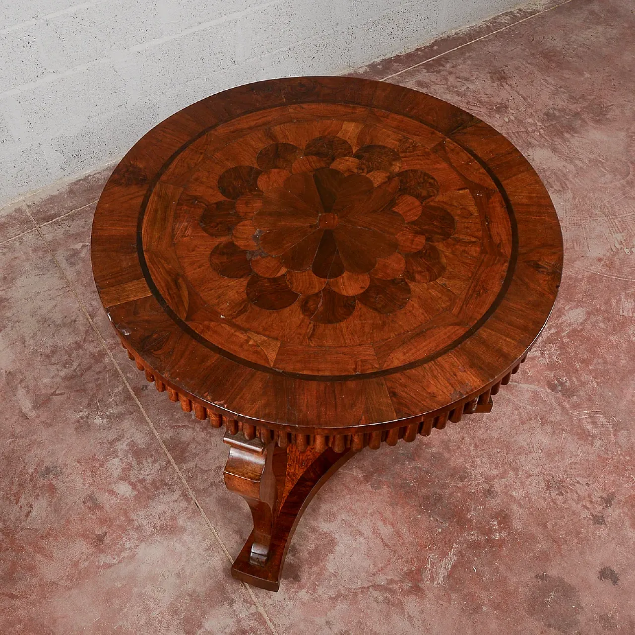 Round inlaid wooden table, 19th century 6