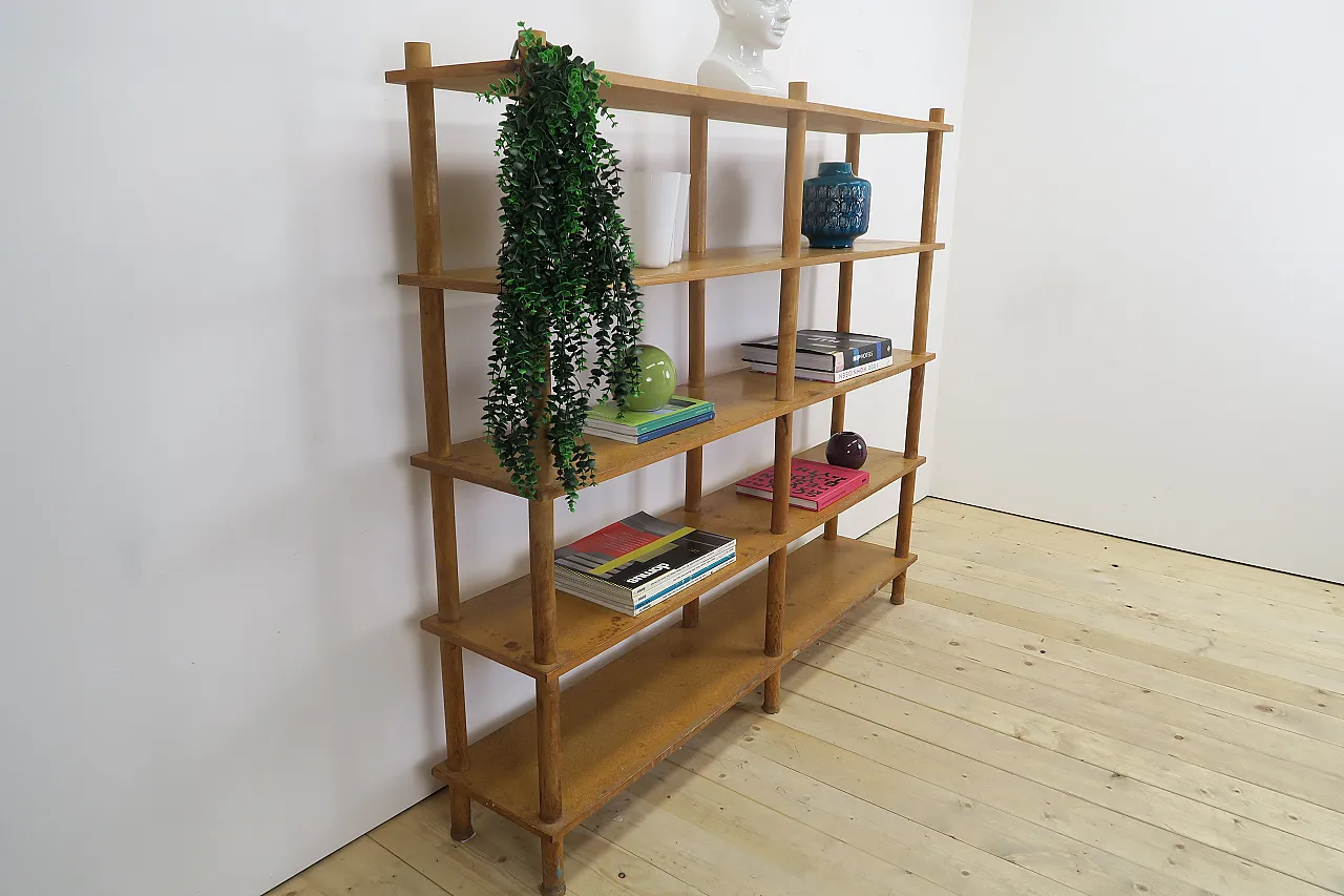 Freestanding bookshelf in oak with five long shelves, 1960s 2