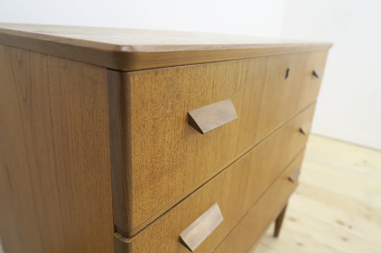 Danish teak three-drawer chest of drawers, 1960s 4