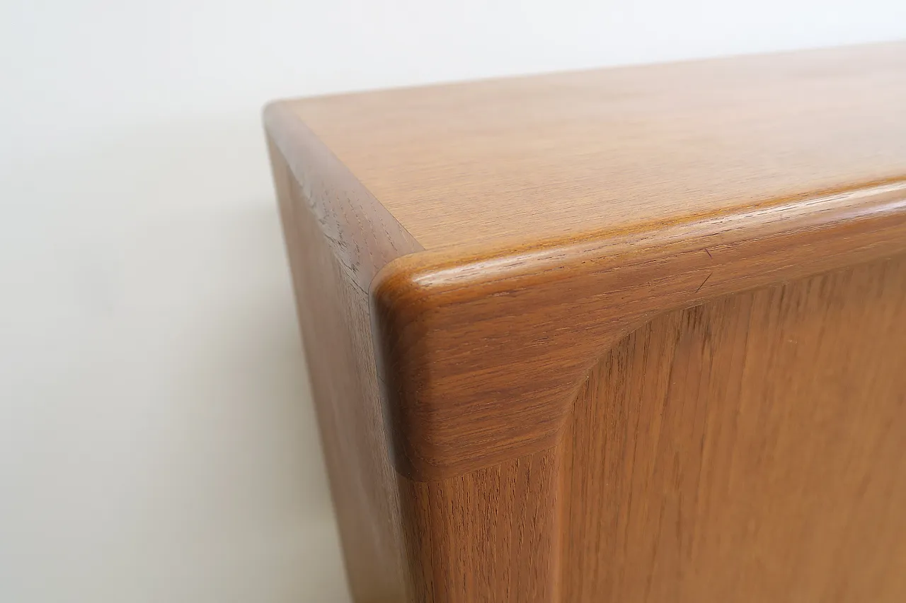 Dyrlund teak sideboard with large shelves and drawers, 1960s 7