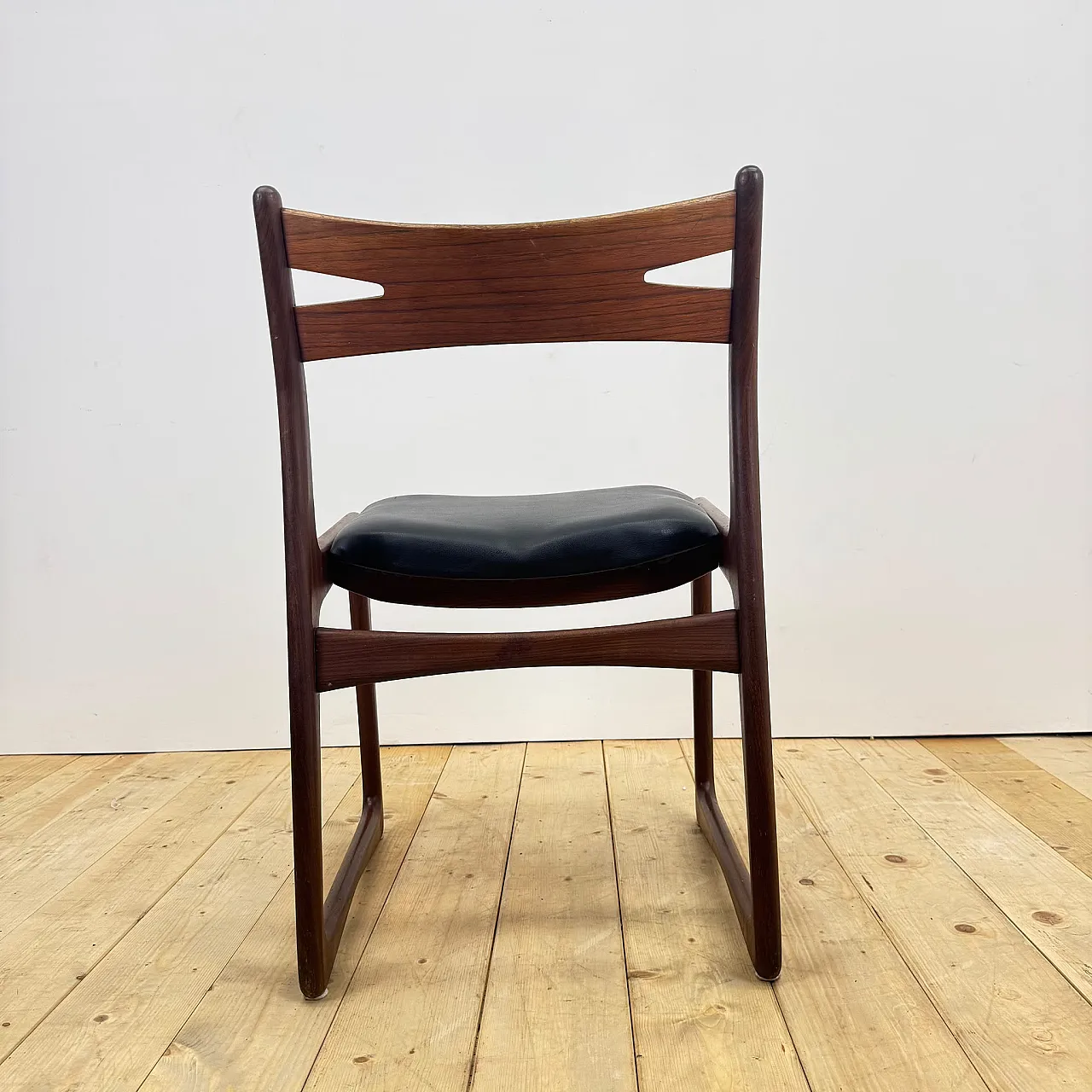 Danish teak chair with black padding, 1960s 5