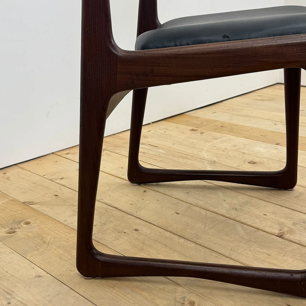 Danish teak chair with black padding, 1960s 7