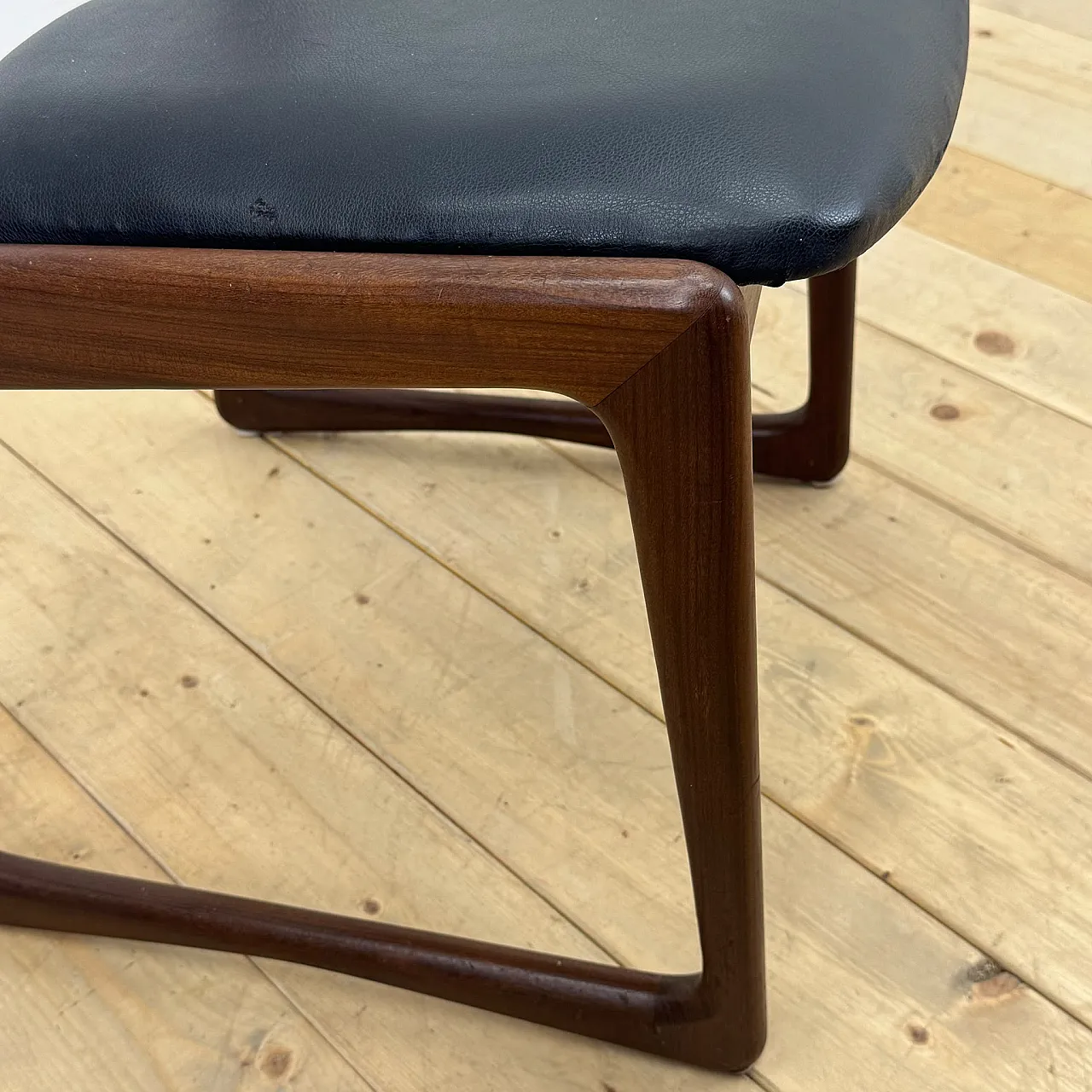 Danish teak chair with black padding, 1960s 8