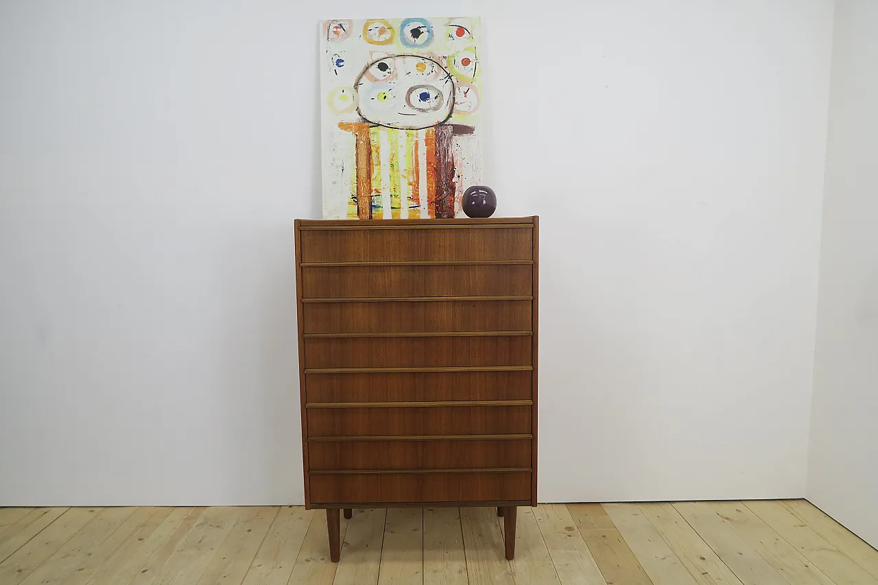 Danish teak chest of drawers with eight large drawers, 1960s 2