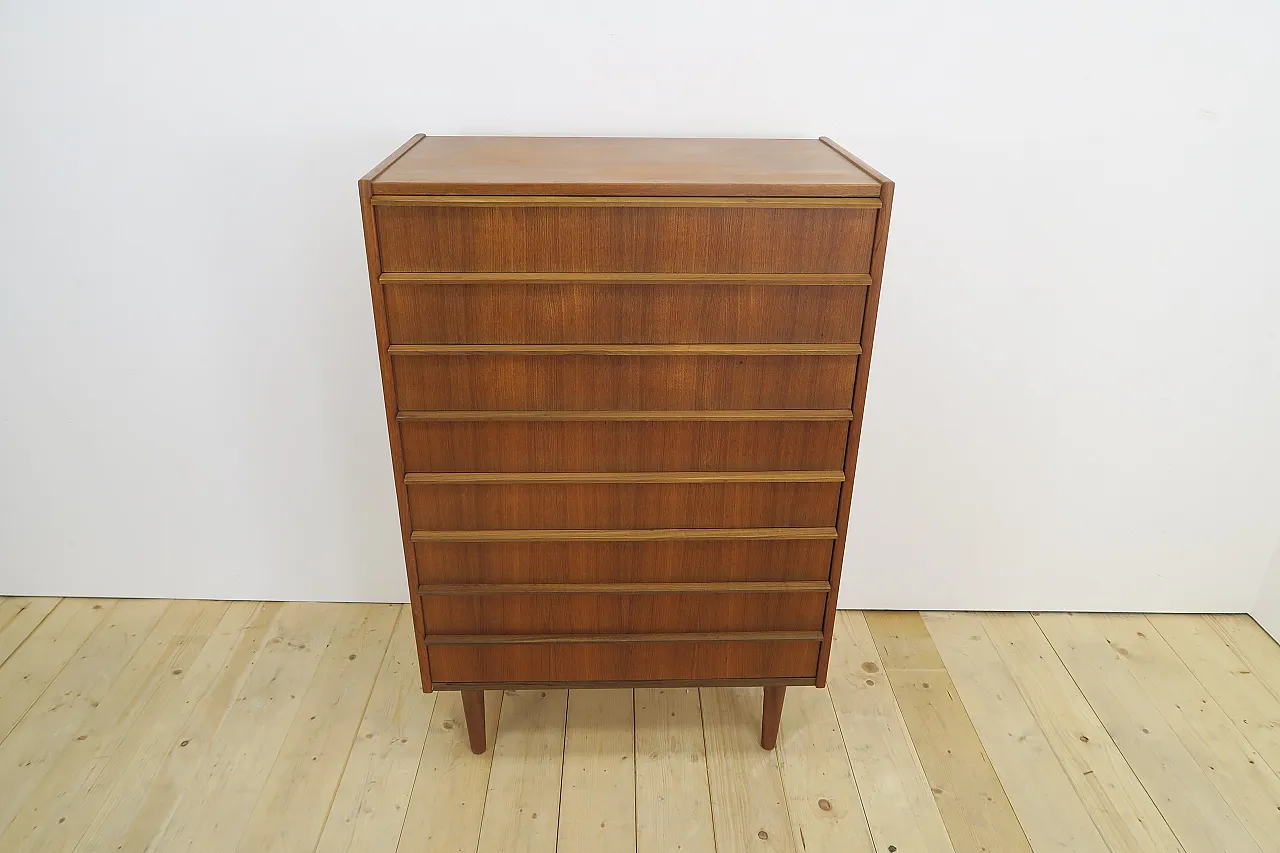 Danish teak chest of drawers with eight large drawers, 1960s 3