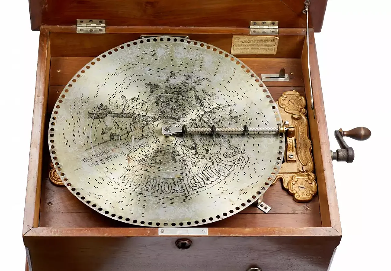 Carillon con disco sinfonico, fine '800 3